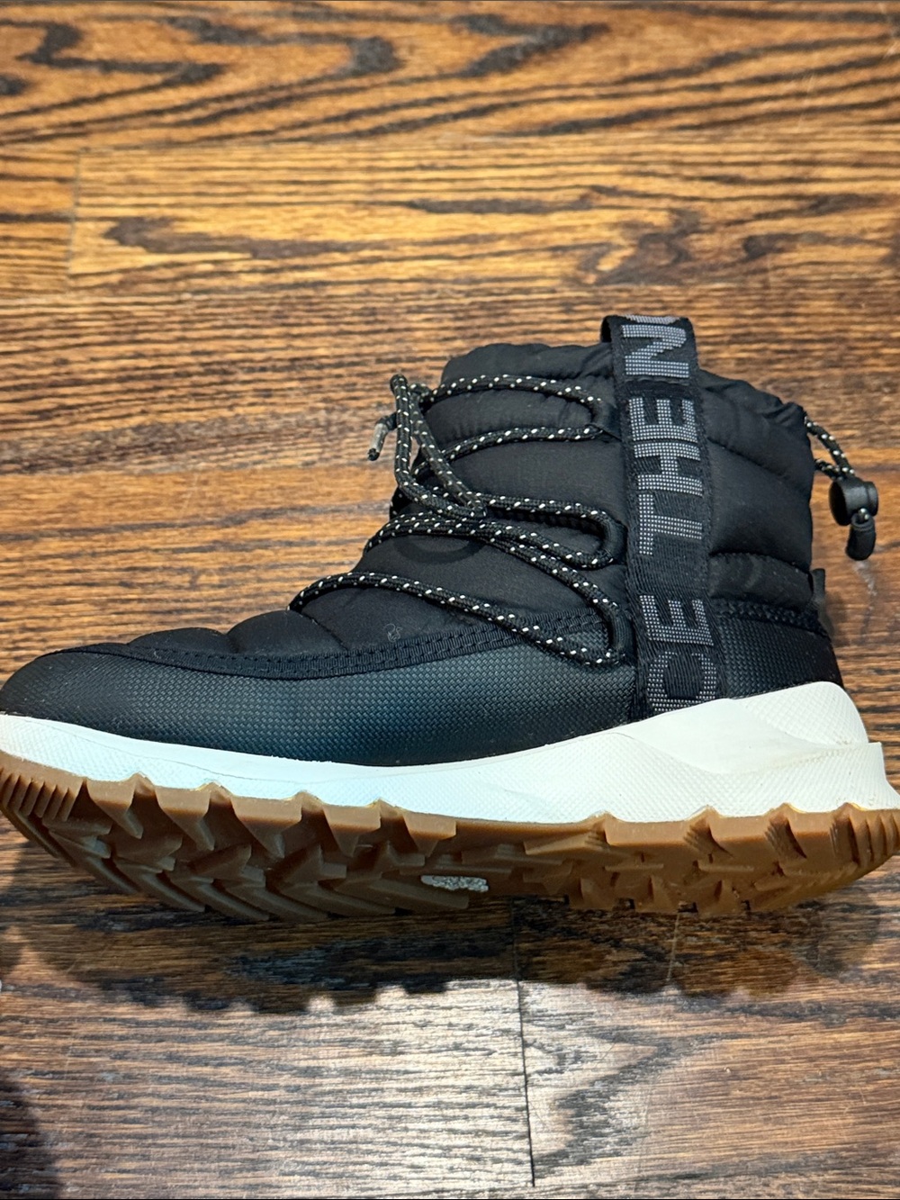 The North Face Black Quilted Lace-Up Winter Boot (244) - Picture 11 of 16